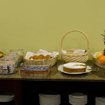 Vip エグゼクティブ サルダーニャ ホテル 4*