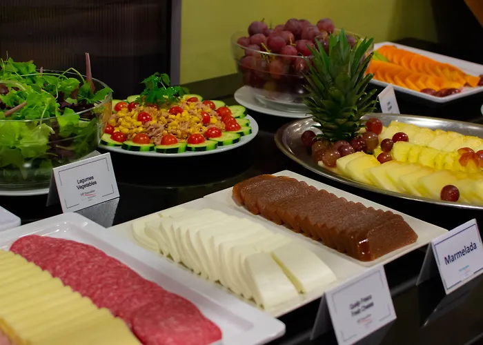 Vip Executive Saldanha Отель 4*