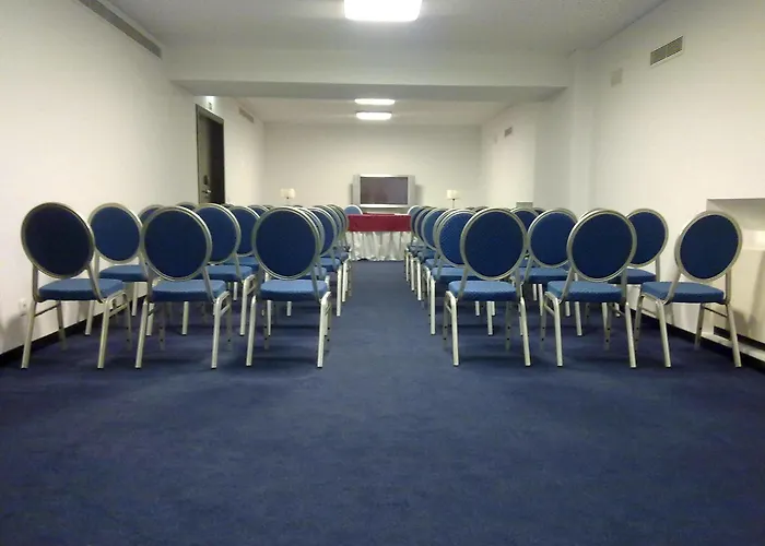 Vip Executive Saldanha Отель 4*